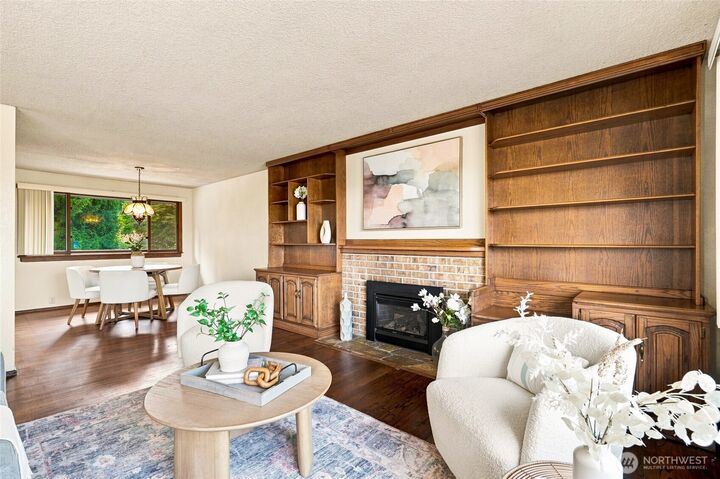 Property Photo:  26529  40th Avenue S  WA 98032 