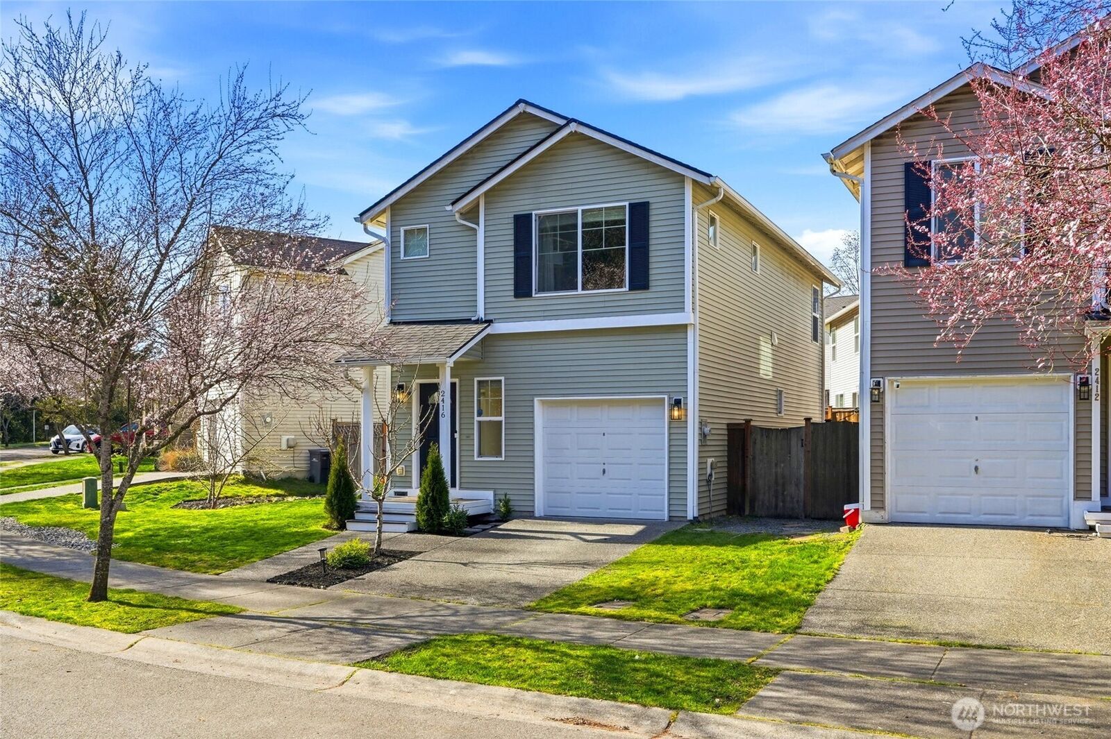 Property Photo:  2416  105th Drive SE  WA 98258 