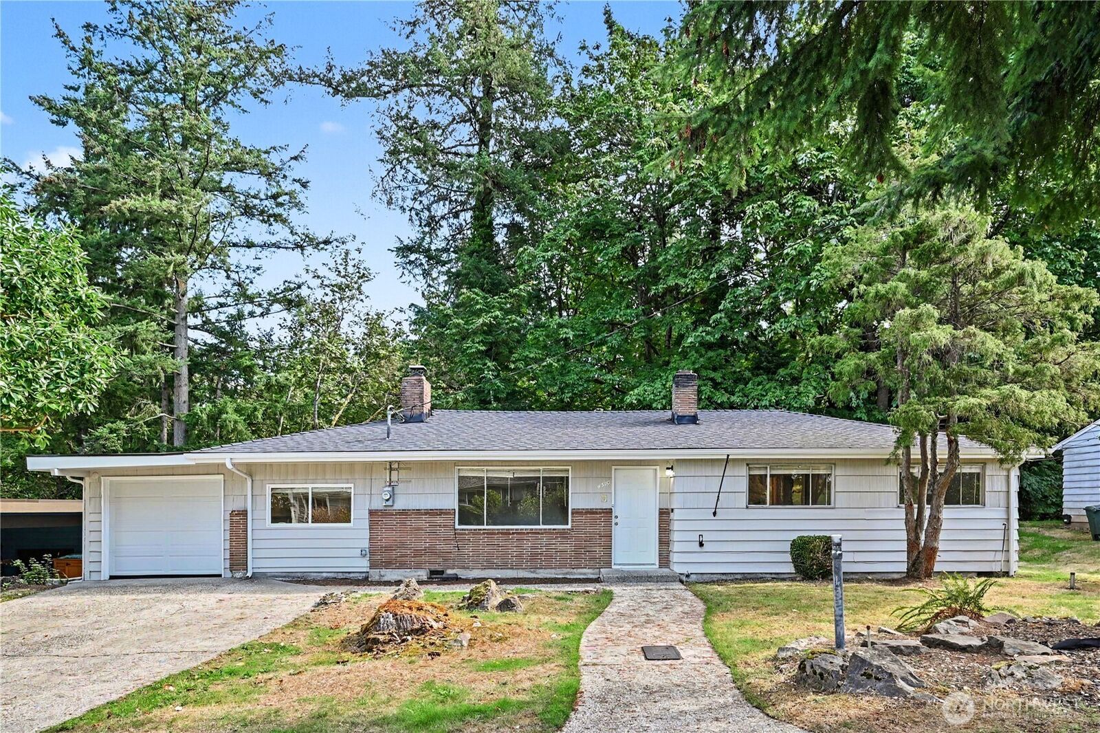Property Photo:  4530  151st Avenue SE  WA 98006 