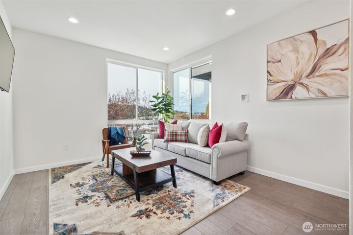 Property Photo:  3410  15th Avenue W B  WA 98119 