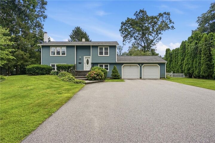 Property Photo: 117 Austin Road RI 02852