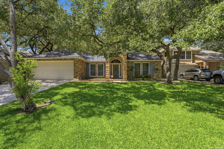 Property Photo:  13315 Thessaly  TX 78148 