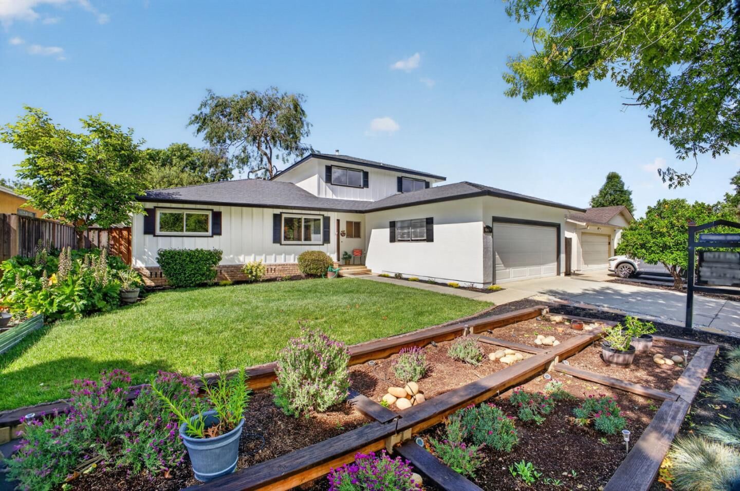 Property Photo: 849 Flin Way CA 94087