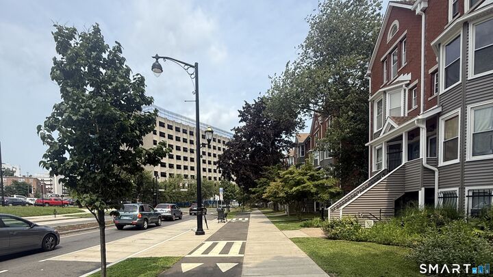 Property Photo: 22 Franklin Avenue D CT 06114
