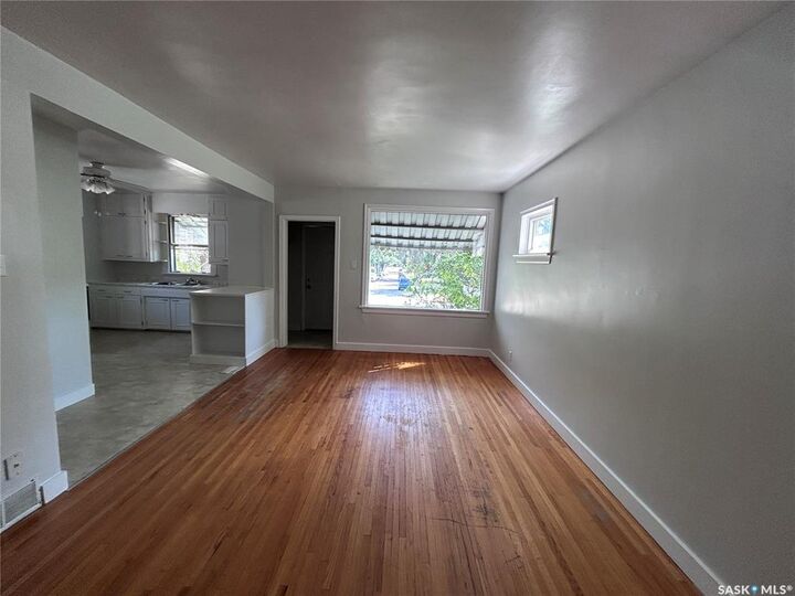 Property Photo:  606 Balmoral Street  SK S7K 0Y7 
