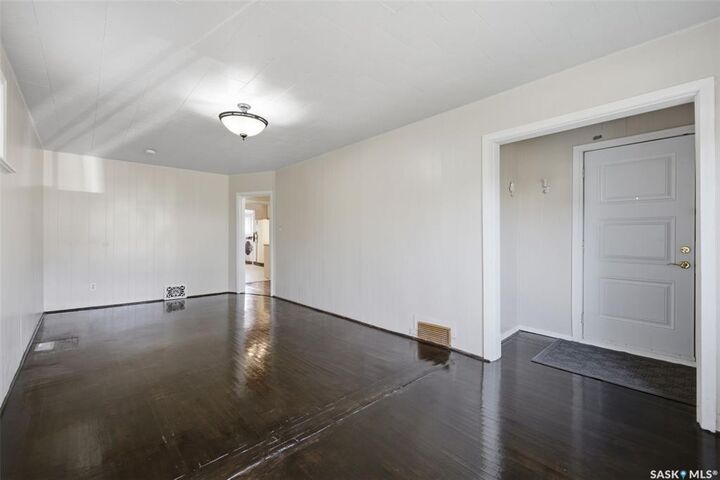 Property Photo:  1545 Princess Street  SK S4T 3Z3 