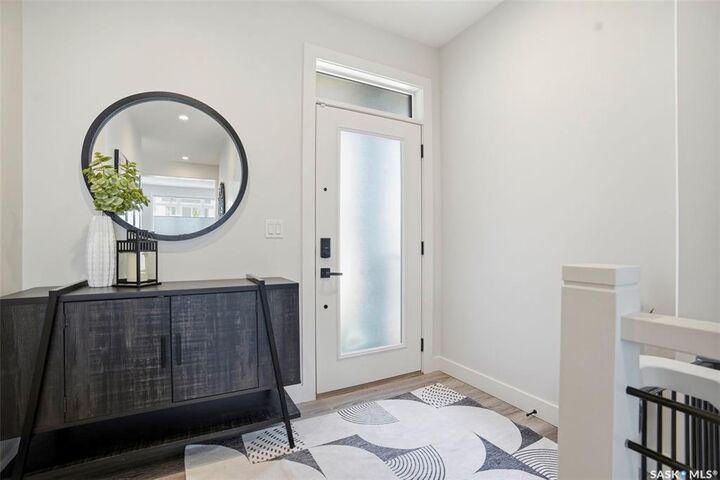 Property Photo:  250 Skopik Crescent  SK S7V 0V7 
