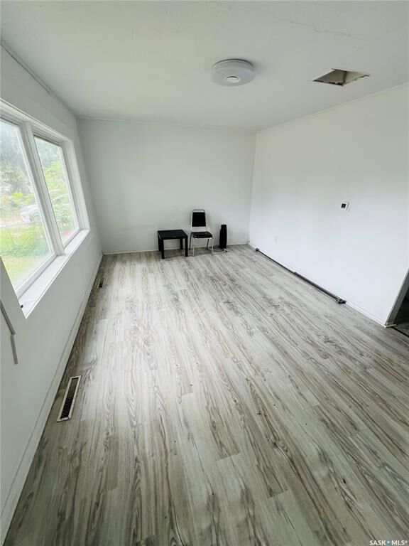 Property Photo:  568 7th Street E  SK S6V 0S5 