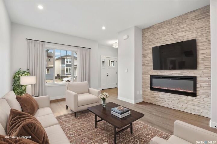 Property Photo:  2960 Green Turtle Road  SK S4V 4G4 