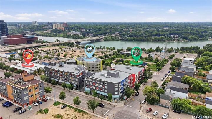 Property Photo:  409 B Avenue S 211  SK S7M 5M8 