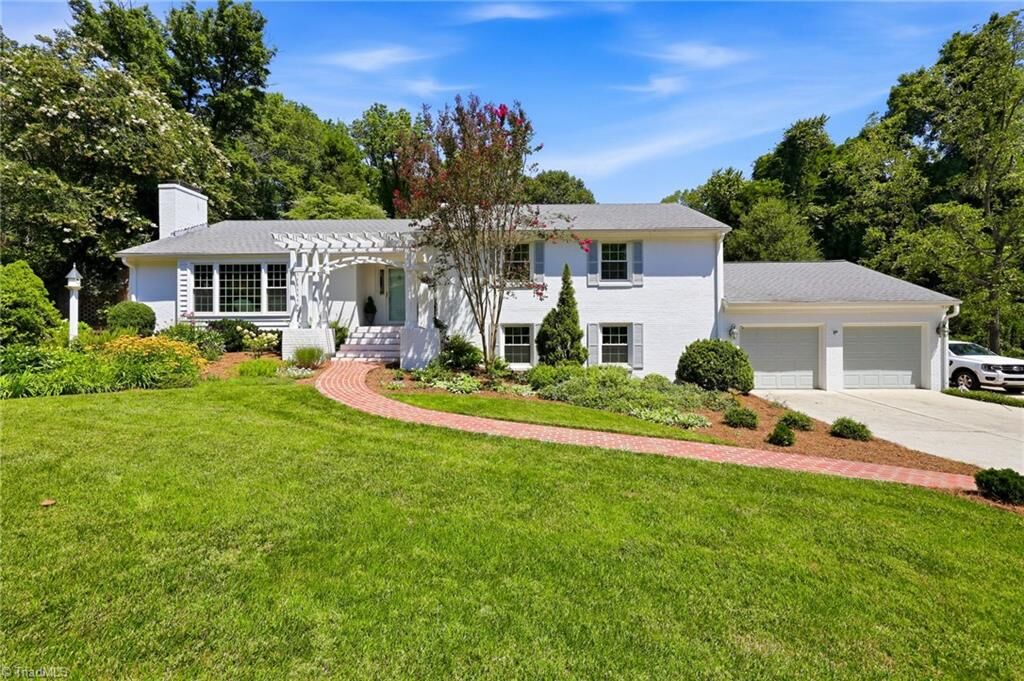 Property Photo:  1621 Neelley Road  NC 27313 