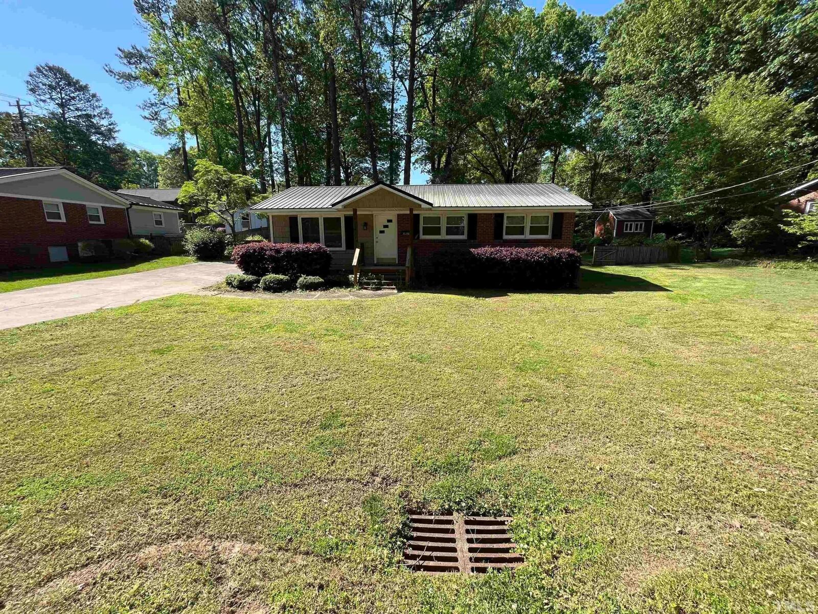 Property Photo:  207 W Boundary Street  NC 27513 