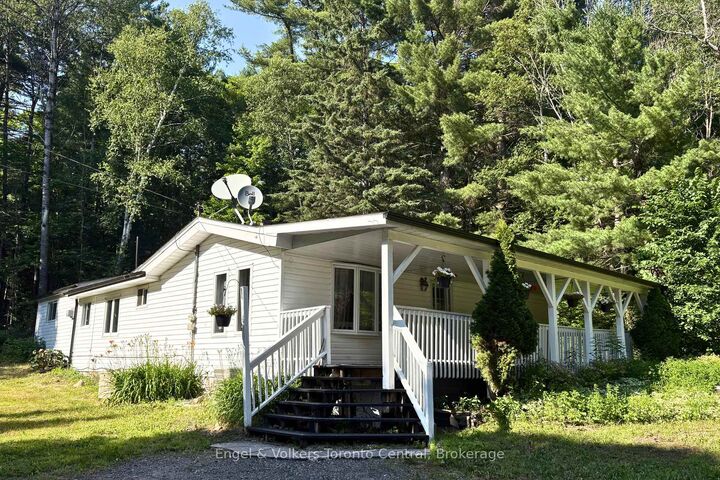 Property Photo: 83 Homeland Drive ON P0A 1J0
