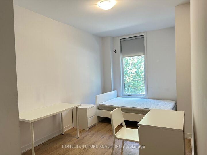 Property Photo: 1760 Simcoe Street N 65 ON L3G 0C3