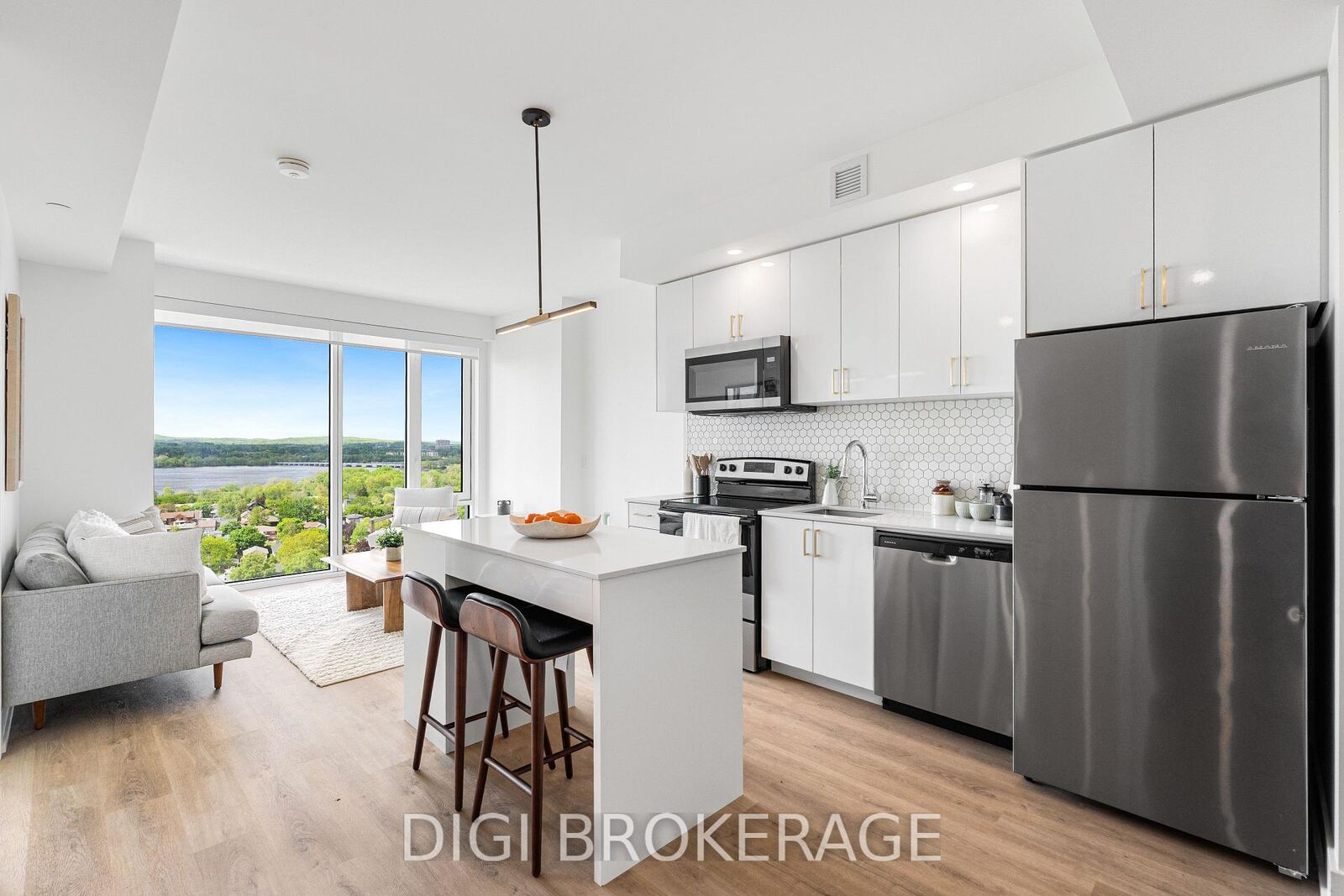 Property Photo: 2070 Scott Street 1305 ON K1Z 0C8