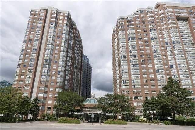 Property Photo: 335 Webb Drive 1906 ON L5B 4A1