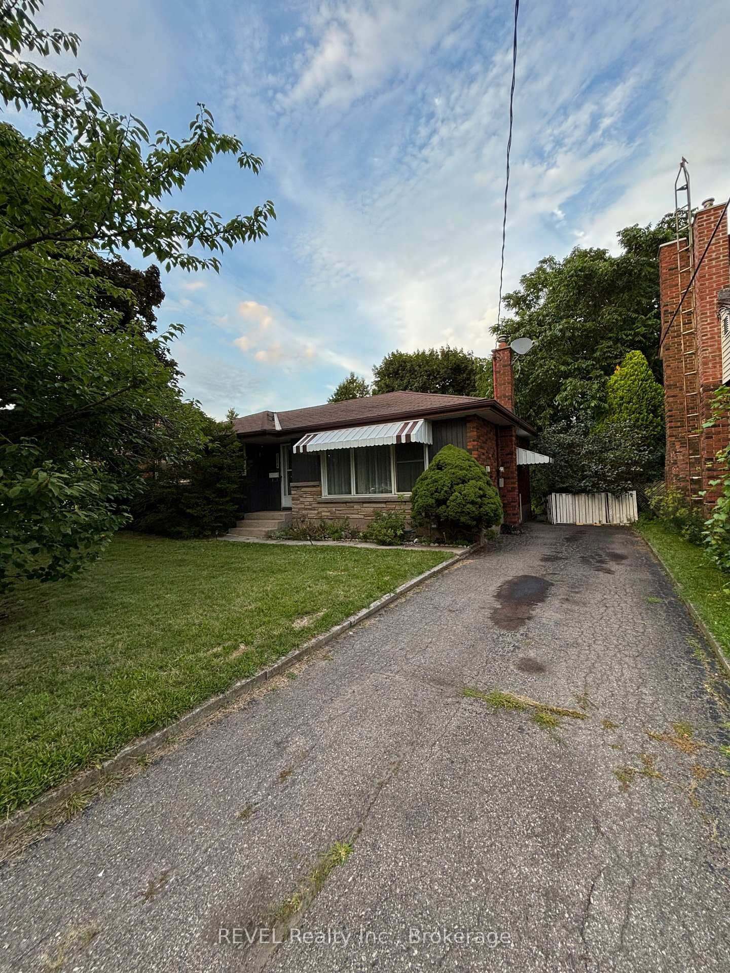 Property Photo:  3664 Arlington Avenue  ON L2J 2X2 