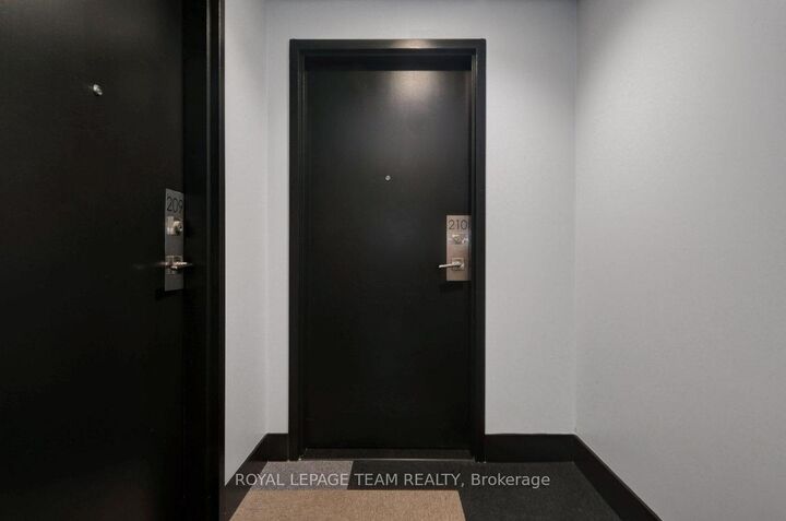 Property Photo: 1350 Hemlock Road 210 ON K1K 5C2