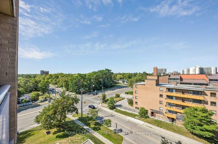 Property Photo:  207 Galloway Road 704  ON M1E 4X3 