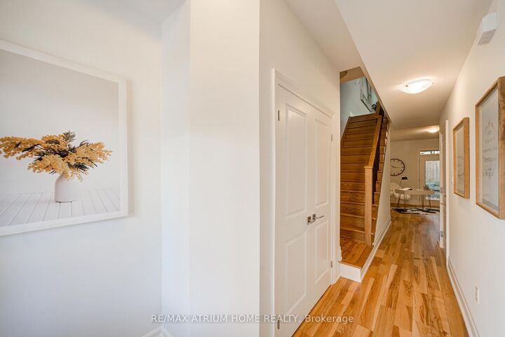 Property Photo:  111 Wilson Street E 2  ON L9B 2G7 