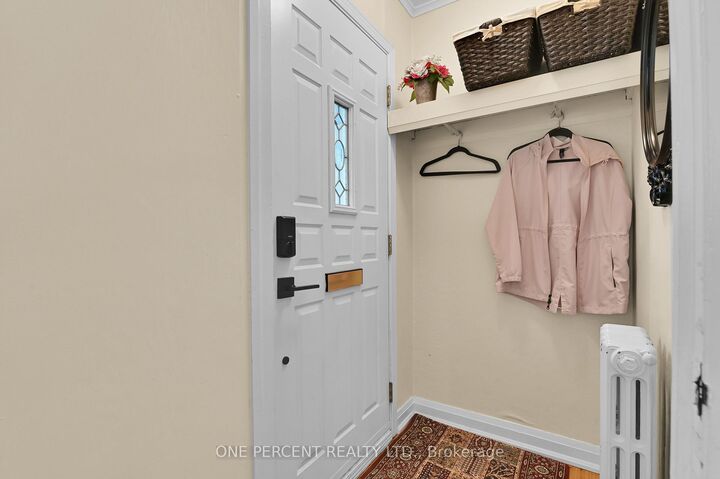 Property Photo:  36 Argue Drive  ON K2E 6S1 