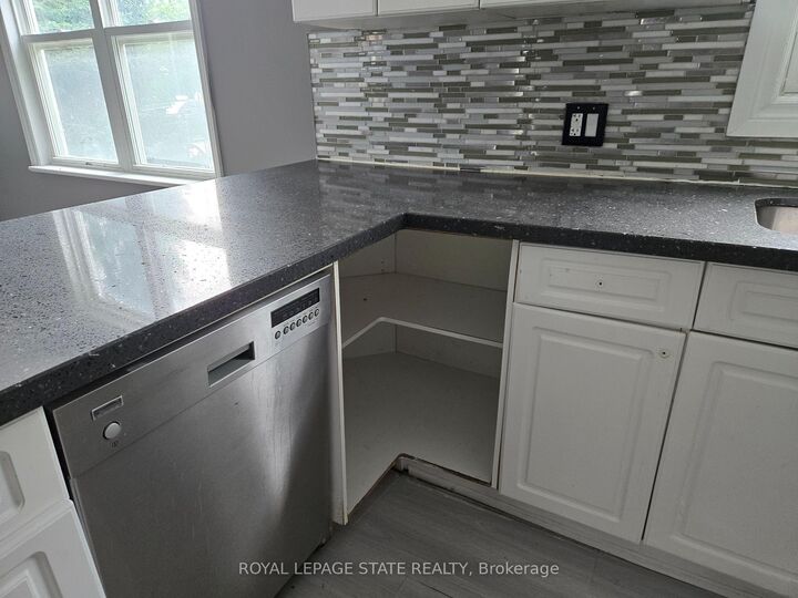 Property Photo: 6269 Franklin Avenue ON L2G 4Z4