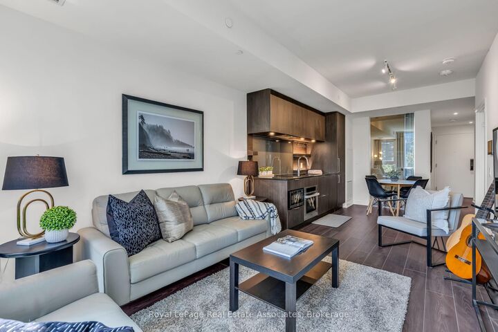 Property Photo:  28 Ann Street 414  ON L5G 0E1 