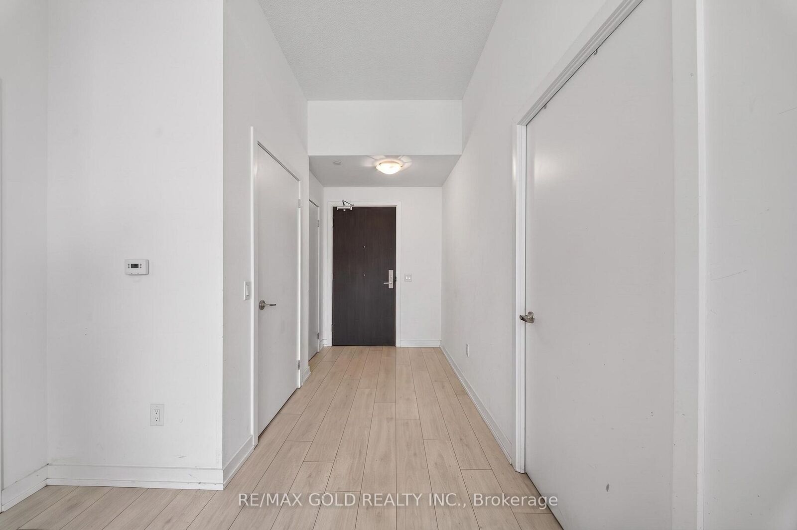 Property Photo: 55 Duke Street W 508 ON N2H 0C9