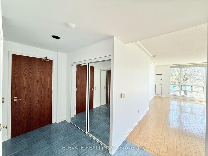 Property Photo:  9 Boardwalk Drive 217  ON M4L 6T1 