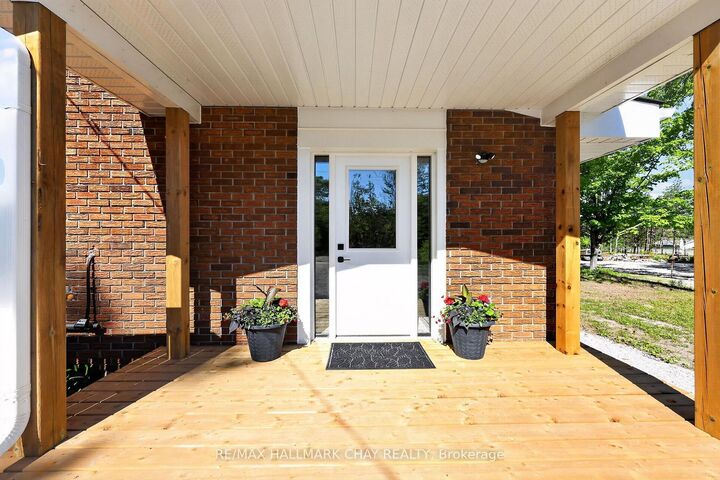 Photo de la propriété: 8717 Beachwood Road ON L9Z 2G5