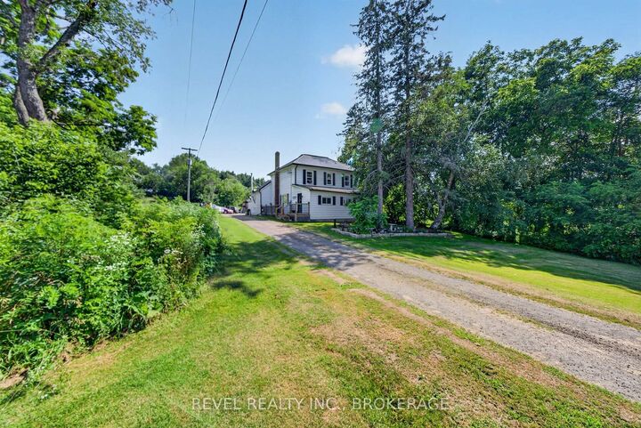 Property Photo: 1905 Rutledge Road ON K0H 2T0