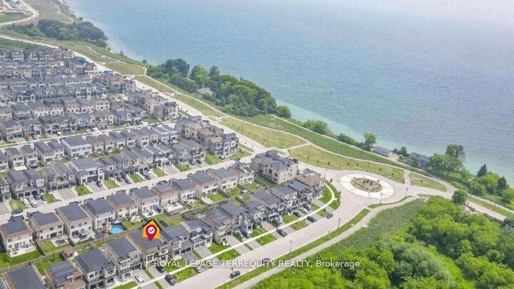 Property Photo: 137 East Shore Drive ON L1C 1Z8