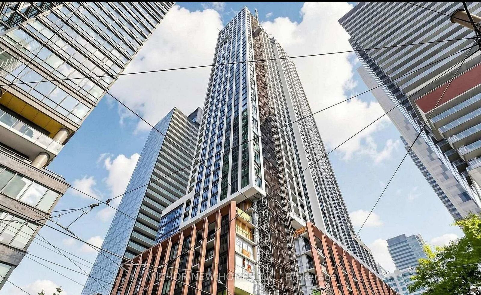 Property Photo:  400 King Street W 2019  ON M5V 1K2 