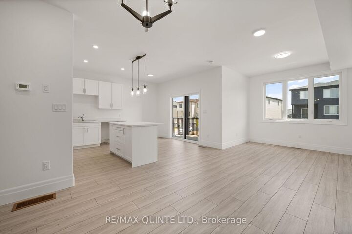 51 Evans Street — photo 1