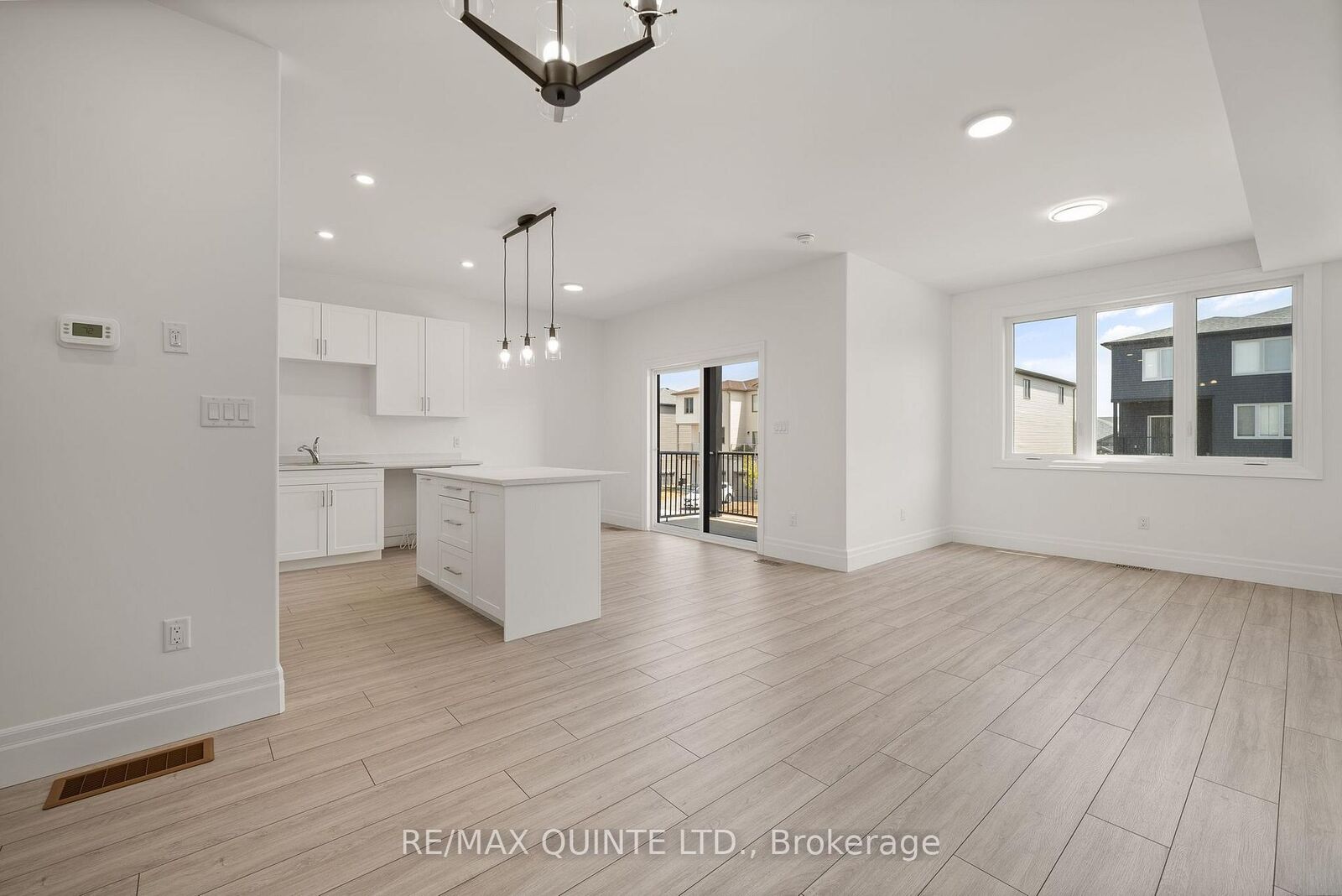 Property Photo:  51 Evans Street  ON K0K 2T0 