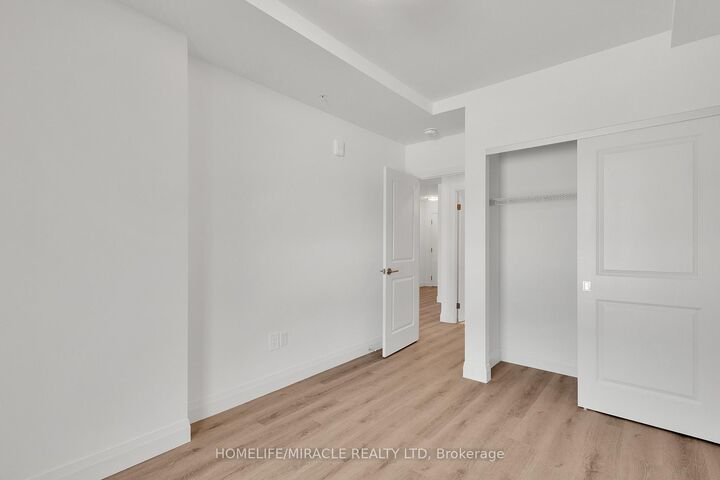 Property Photo:  1333 Weber Street E 201  ON N2A 1C2 