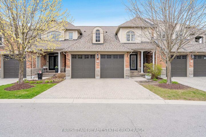 Property Photo: 10 Wilton Trail ON L4G 7S9