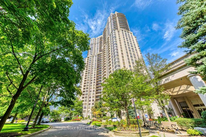 35 Kingsbridge Garden Circle W 3005 — photo 1