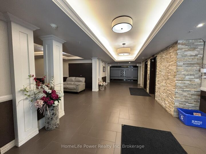 Property Photo:  776 Laurelwood Drive 705  ON N2V 0A8 