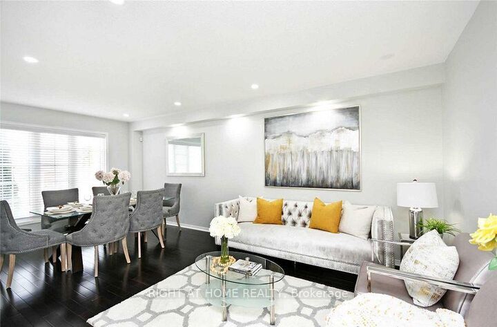 Property Photo: 33 Schooner Drive Upper ON L7A 3H3