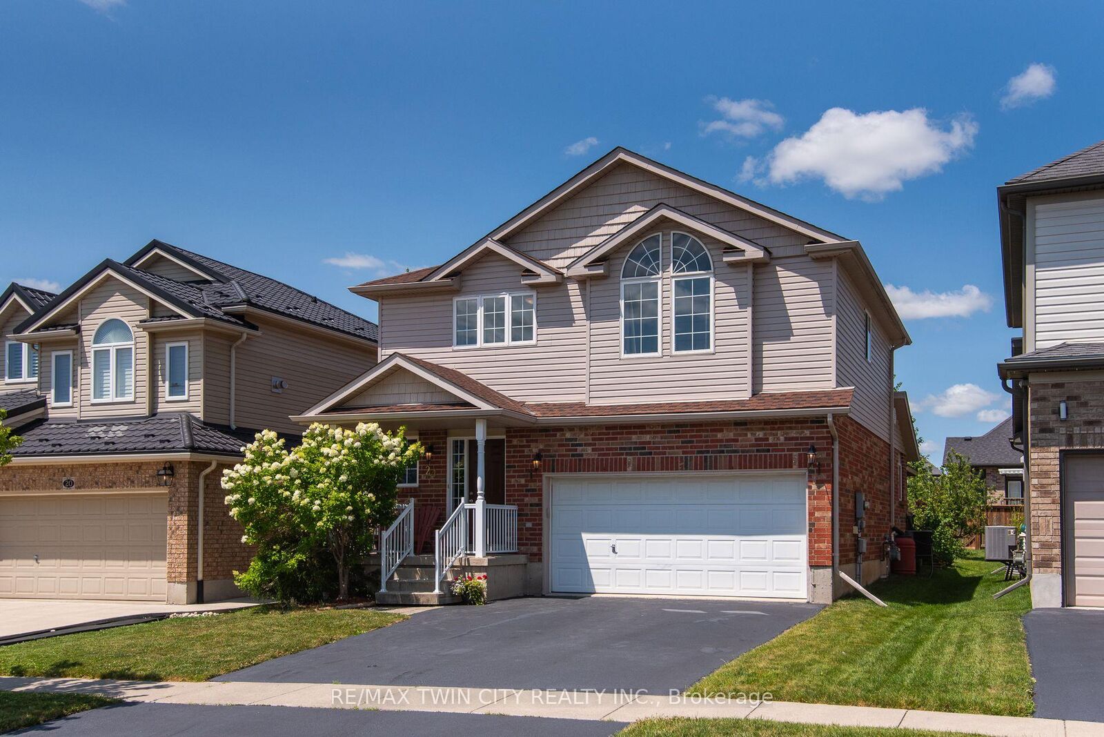 Property Photo: 24 Joseph Lichti Lane ON N3A 4S3