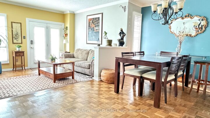 Property Photo: 5 Doral Gate ON L3T 7K6