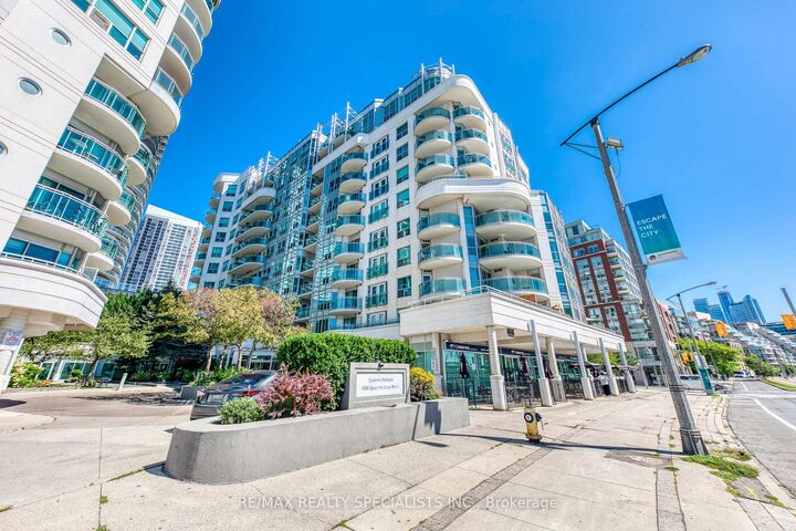 Property Photo:  600 Queens Quay W Ph03  ON M5V 3M3 