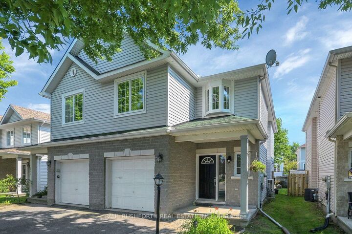 Photo de la propriété:  242 Deerfox Drive  ON K2J 4Z2 