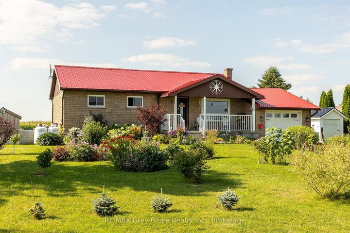 Property Photo:  404248 Concession 20 Road  ON N0H 1S0 