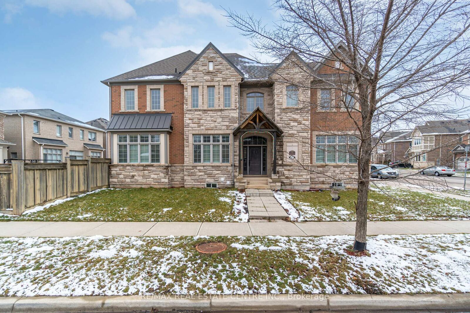 Property Photo:  177 North Park Boulevard N  ON L6M 0X3 
