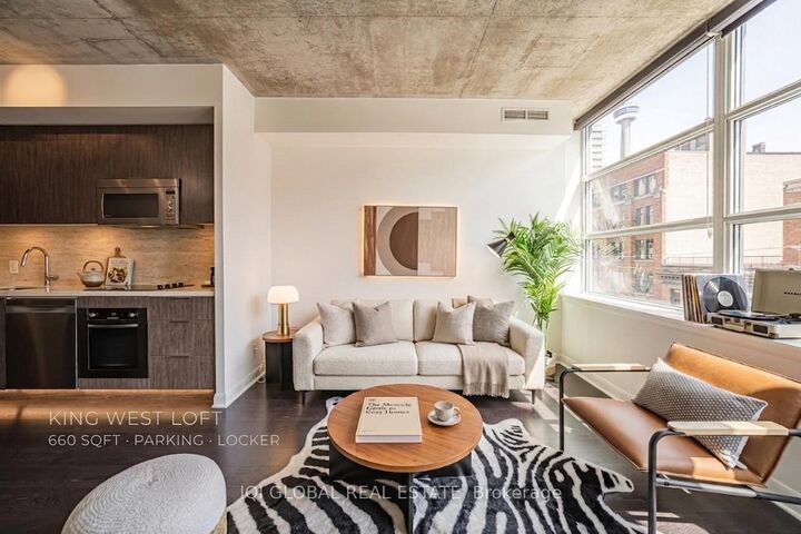 478 King Street W 406 — photo 1