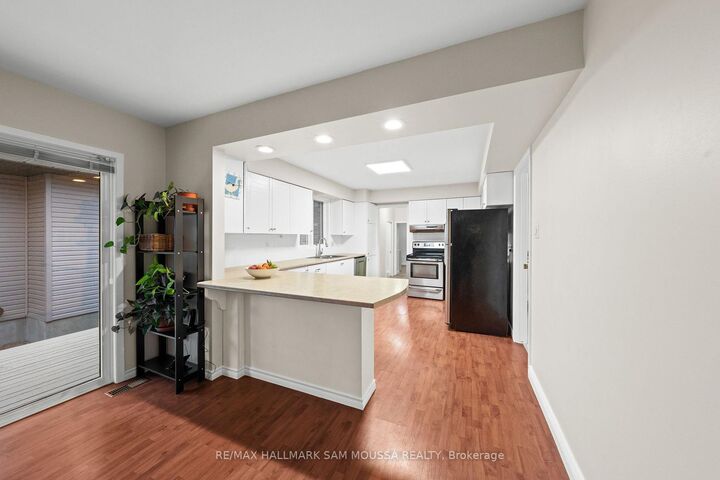 Property Photo:  118 Juanita Avenue  ON K0A 1L0 