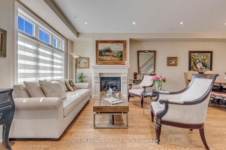 Property Photo: 208 La Rose Avenue 9 ON M9P 1B5