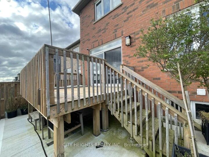 Property Photo:  160 McWatters Street  ON L0R 1C0 